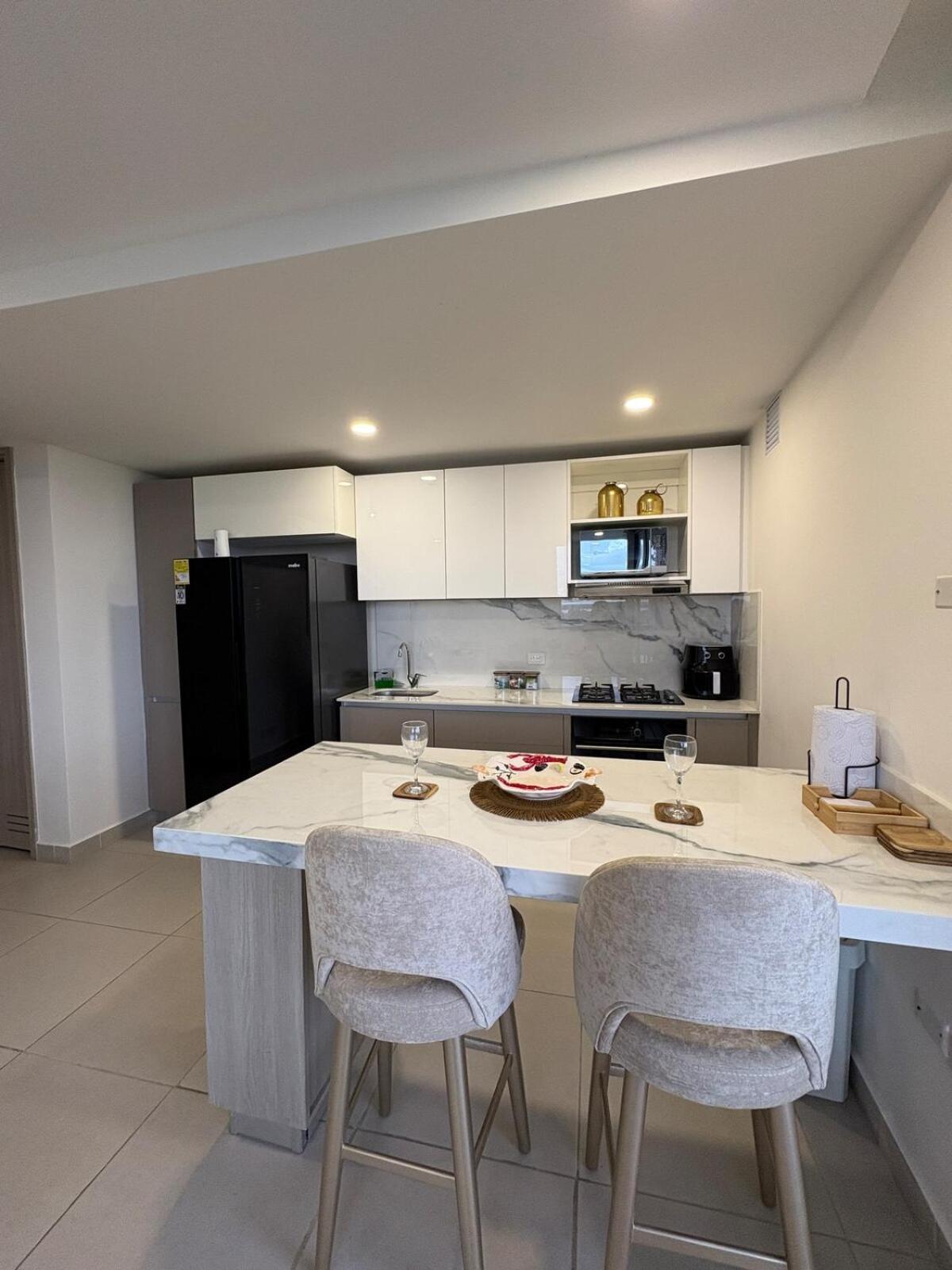 Modern And Comfortable In Near The Sea Apartment